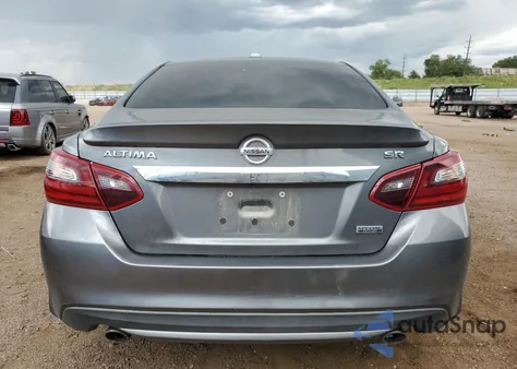2018 Nissan Altima 2.5 z USA, uszkodzony, nr VIN 1N4AL3APXJC230403